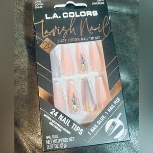 L.A. Colors Luxe Finish Nail Tip Kit - Pink and Silver